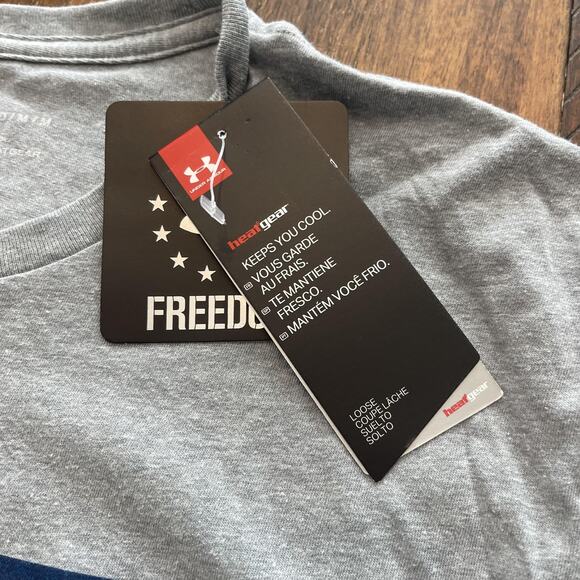 Under Armour Shirt Mens Medium Gray HeatGear Freedom USA Flag Short Sleeve Tee - Picture 5 of 9
